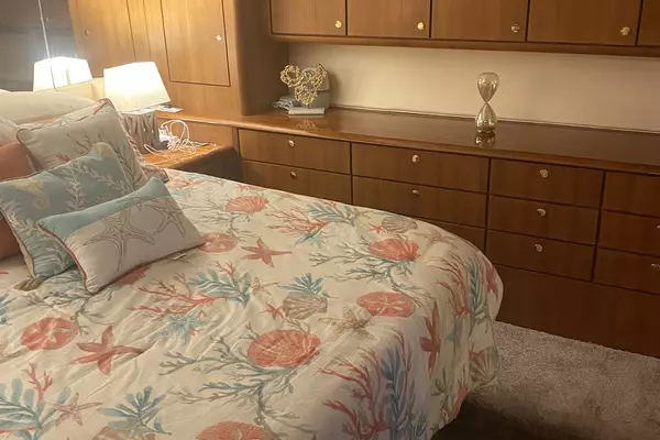 1997 Ocean Yachts 60