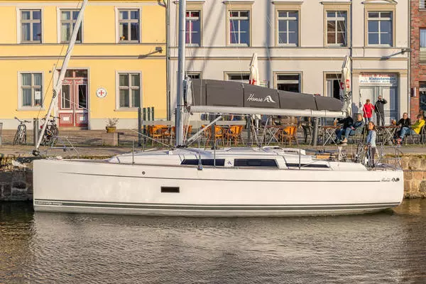 Hanse 348 Yacht For Sale