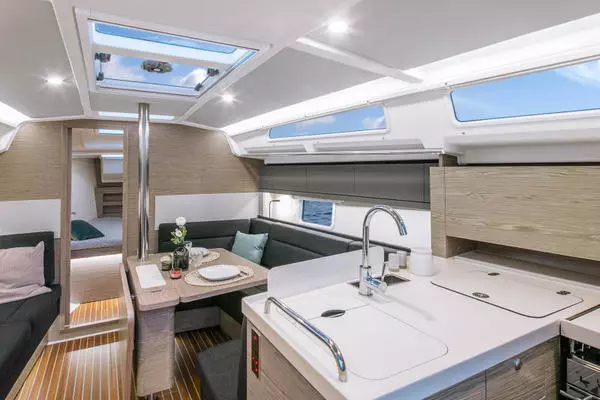 Hanse 388 Yacht For Sale