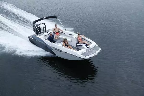 Photo of the 2025 Starcraft 211 SVX