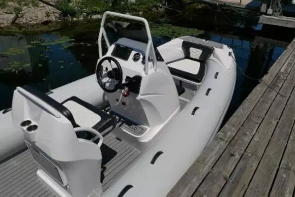 Highfield Sport 560 18ft Highfield Yacht For Sale