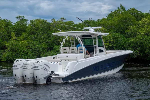 2017 Boston Whaler 37