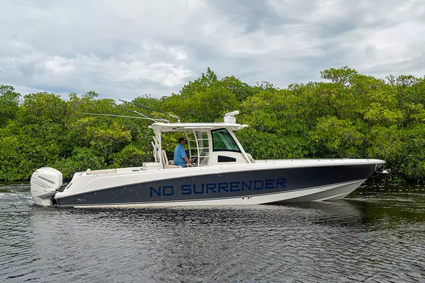 2017 Boston Whaler 37