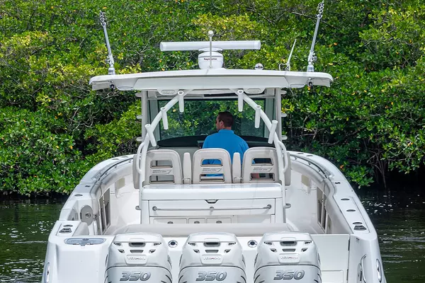 2017 Boston Whaler 37