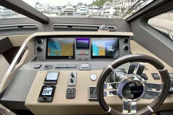 2018 Azimut 66