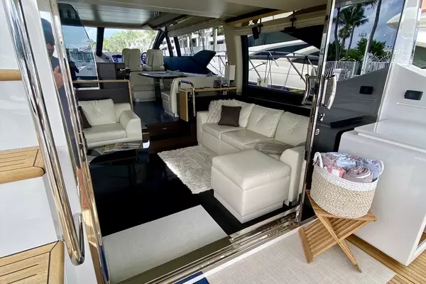 2018 Azimut 66