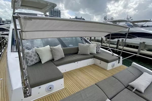 2018 Azimut 66
