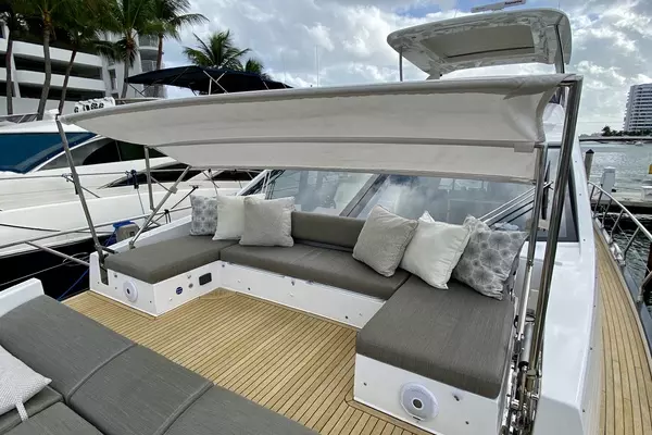 2018 Azimut 66