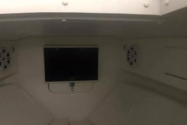 2019 Midnight Express 39