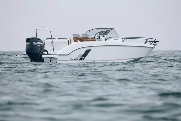 Photo of the 2026 Beneteau Flyer 7 Sundeck