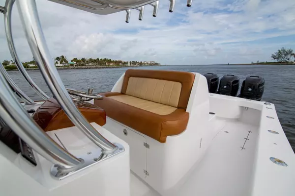 Photo of the 2022 Tribute Center Console "37' Tribute"