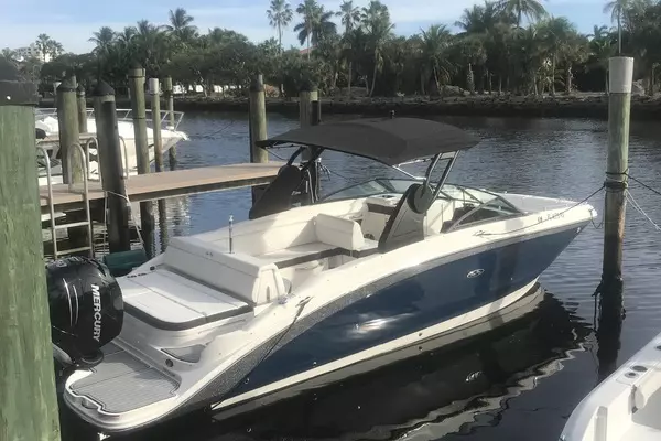 Photo of the 2019 Sea Ray SDX 270 Outboard "Make It A Habit"