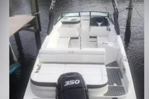 Photo of the 2019 Sea Ray SDX 270 Outboard "Make It A Habit"