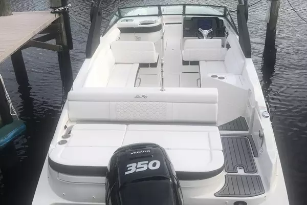 Photo of the 2019 Sea Ray SDX 270 Outboard "Make It A Habit"