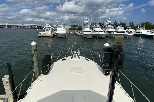 Photo of the 1986 Hatteras Sport Fish Convertible