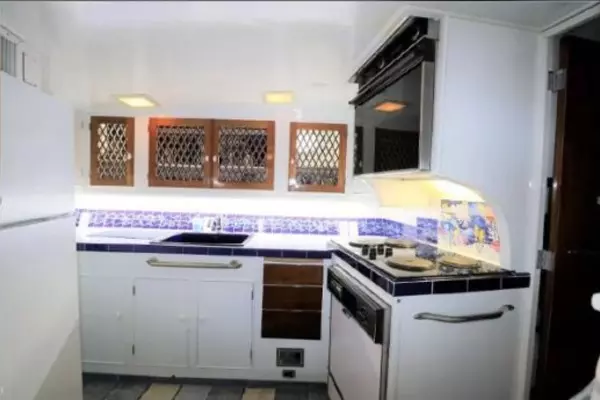 FantaSea 78ft Burger Yacht For Sale