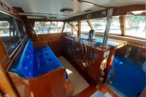 FantaSea 78ft Burger Yacht For Sale