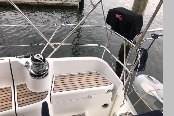 Amoreena  43ft Jeanneau Yacht For Sale Amoreena  43ft Jeanneau Yacht For Sale