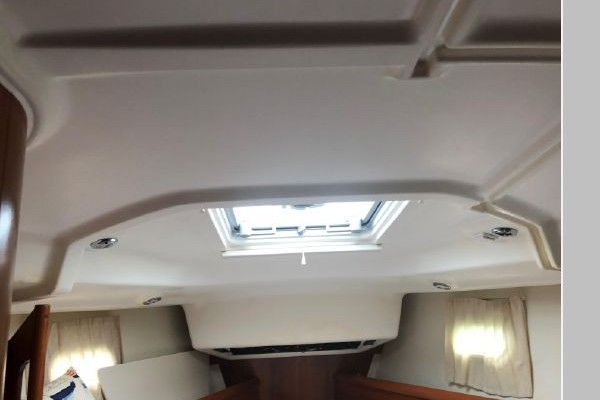 Amoreena  43ft Jeanneau Yacht For Sale Amoreena  43ft Jeanneau Yacht For Sale