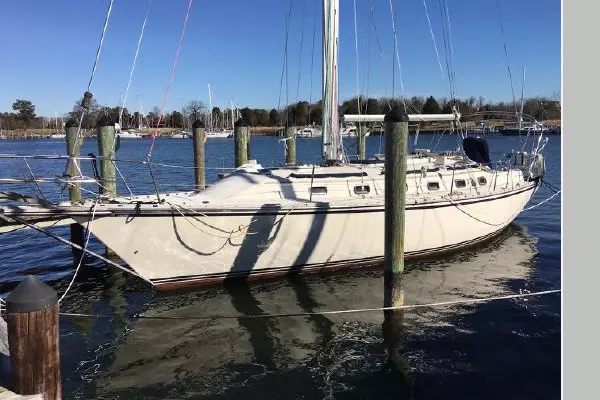 Salt  amp  Light 38ft Caliber Yacht For Sale
