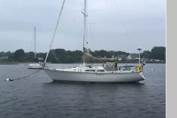 Resolute 37ft C amp C Yacht For Sale