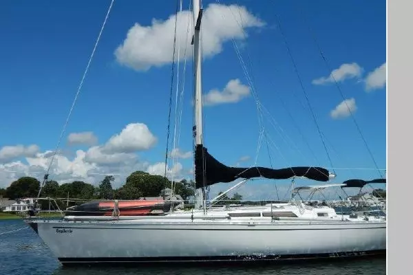 Euphorie 42ft Beneteau Yacht For Sale
