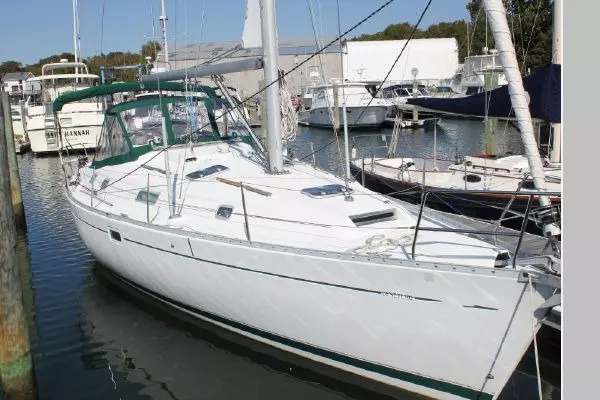 Sugar Magnolia 38ft Beneteau Yacht For Sale