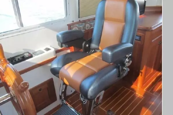 2007 Northern Bay 38