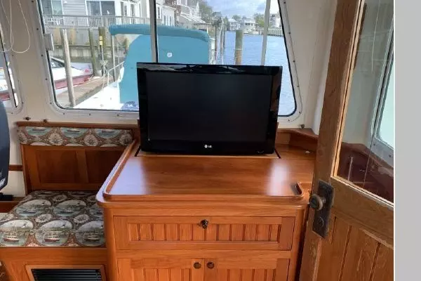 2007 Northern Bay 38