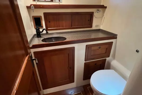 2007 Northern Bay 38