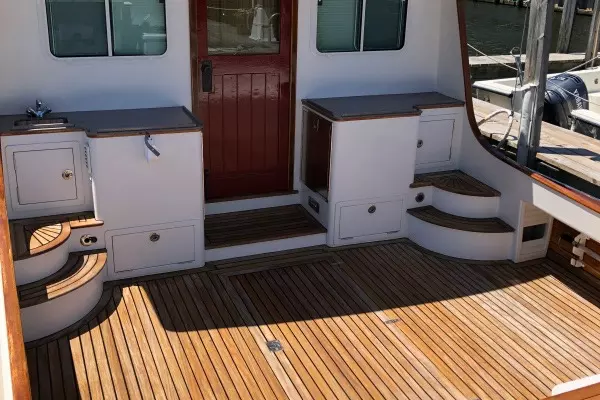 2007 Northern Bay 38