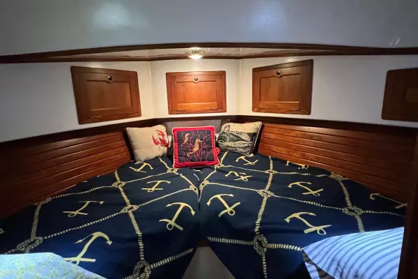 2007 Northern Bay 38