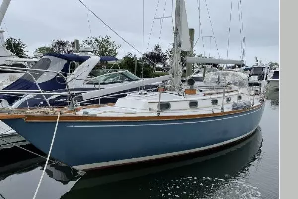 Heron 36ft Cape Dory Yacht For Sale