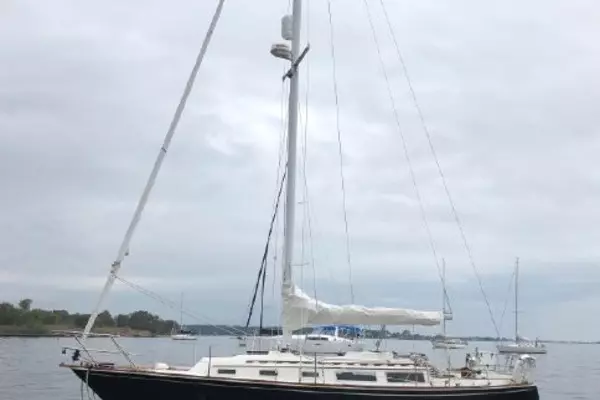 Badger 34ft Sabre Yacht For Sale