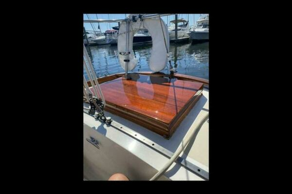 Photo of the 1967 Columbia Sloop "Pirate"