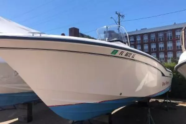 25ft Grady White Yacht For Sale