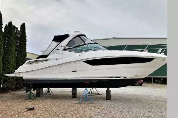 Sun Day Fun Day 33ft Sea Ray Yacht For Sale