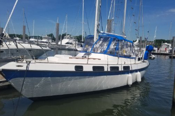 36-ft-Morgan-1973-Out Island 36-NIAMY-Branford Connecticut United States yacht for sale