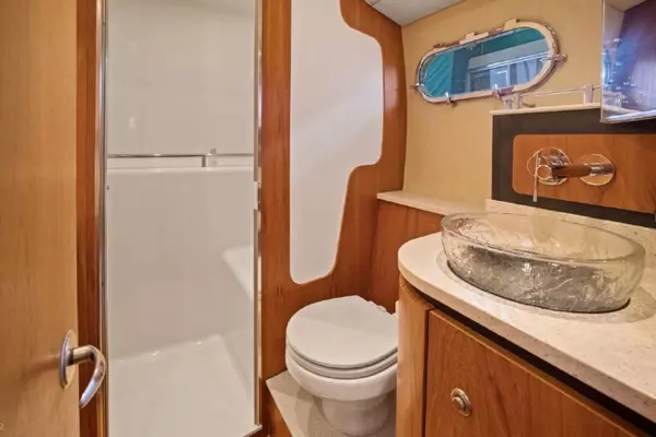 2008 Tiara Yachts 39