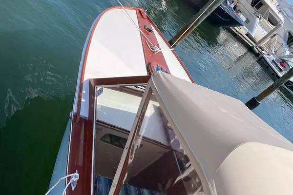 Photo of the 1963 Chris-Craft Open Roundabout "Mumken"