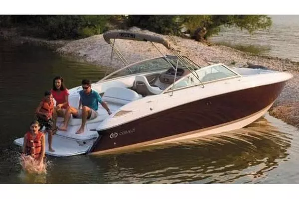 Great Escape 27ft Cobalt Yacht For Sale