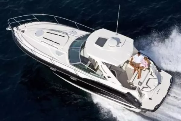 Magic 10 33ft Monterey Yacht For Sale