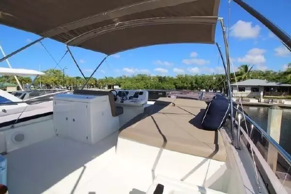 Photo of the 2015 Prestige 550 "Proteus "