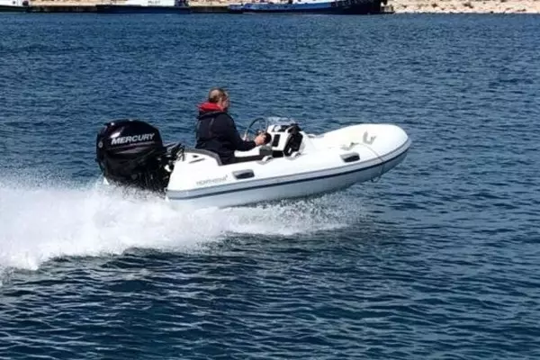 Photo of the 2022 Northstar Axis 3.1