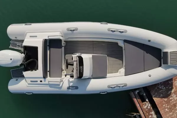 Photo of the 2022 Northstar Axis 5.3