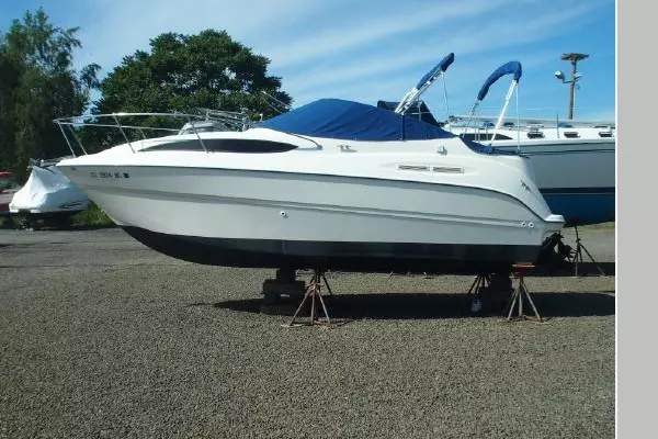 24ft Bayliner Yacht For Sale