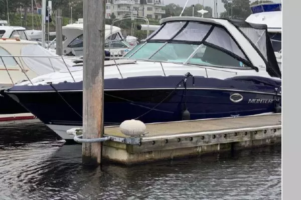 Knot Working 29ft Monterey Yacht For Sale