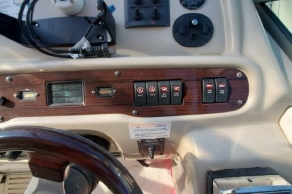 King Friday 28ft Chaparral Yacht For Sale King Friday 28ft Chaparral Yacht For Sale