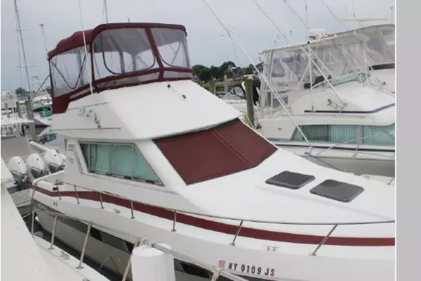 Attitude Adjustment 33ft Cruisers Yacht For Sale