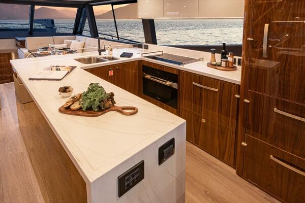 2027Riviera 64 ft 64 Sports Motor Yacht Series II